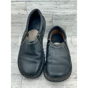 Born Black Pebbled Leather Slip On Clogs Shoes Contrast Stitch Women Size 6.5